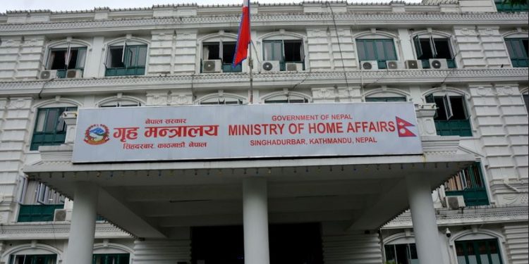 आब सीडीओ हुन ३ महिने तालिम वा कानुनमा स्नातक अनिवार्य चाहिने