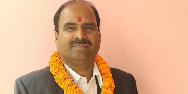 मुखियापट्टी अध्यक्षमा माओवादीबाट शिक्षक संगठनका जिल्ला अध्यक्ष यादवको एकल नाम सिफारिस
