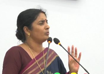 समयमा योजना सञ्चालन नहुँदा उपभोक्ता मारमाः सांसद रानी शर्मा