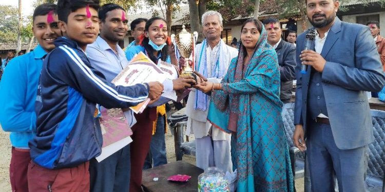 गौशाला नगरस्तरिय हाजिरीजवाफको उपाधि भानुभक्तालाई