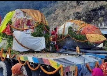 विशालरुपी देवशिला जनकपुरधामबाट अयोध्याका लागि प्रस्थान