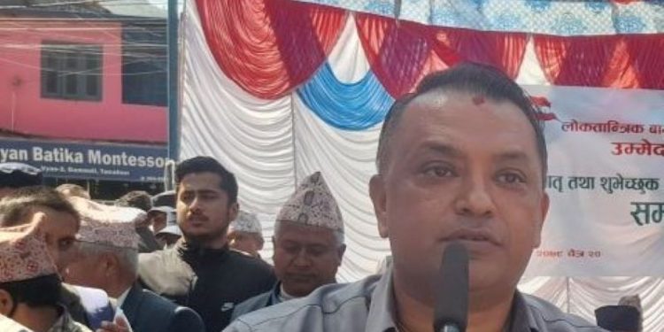 कांग्रेसलाई परिवर्तन गरी देश विकास गर्छौ: महामन्त्री थापा