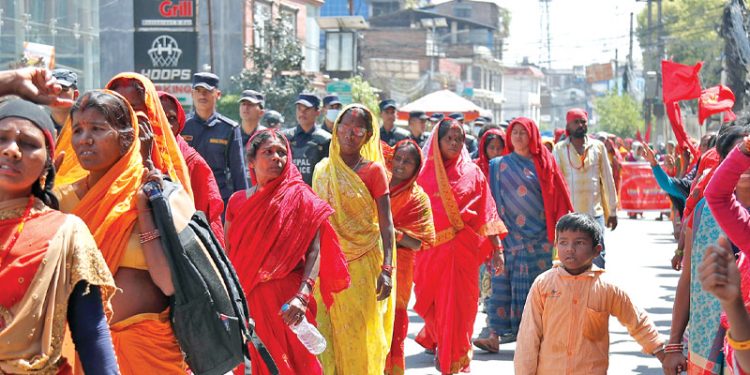 घर फर्किए मिटरब्याजपीडित