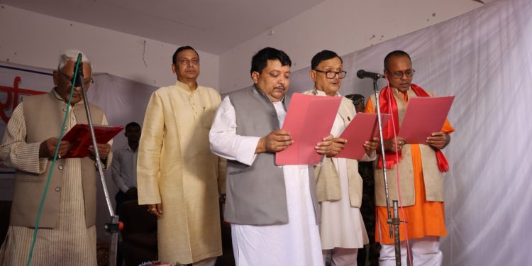 मधेश सरकारमा तीन मन्त्री सहभागी, लिए पद तथा गोपनियताको शपथ
