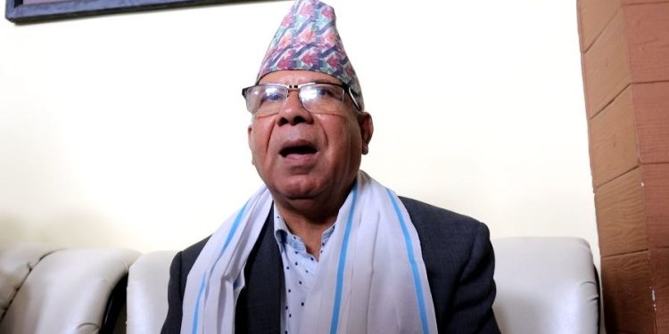 सरकार बलियो बनाउनुस्, प्रधानमन्त्री पदको लागि टाउको नदुखाउनुस्ः अध्यक्ष नेपाल