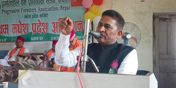 गण्तन्त्रपछि विकाससँगै विनास पनि बढ्योः एममाले सचिव महासेठ