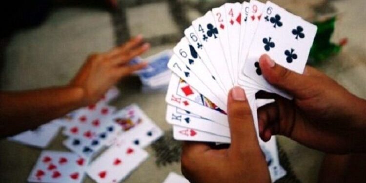 जुवा खेरिहेका ७ जना होटलबाट पक्राउ