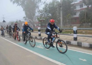 धनगढीको सडकमा साइकल लेन