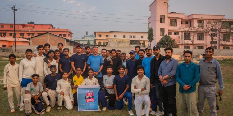 परिवर्तनको सन्देशकालागि मनिष झा ११ र ज्ञानेन्द मल्ल ११बीच मैत्रीपूर्ण क्रिकेट खेल सम्पन्न