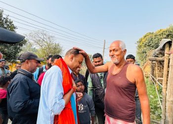 परिवर्तनमुखी परिणामको दाबी गर्दै मनिष झा गाउँ–टोलमा